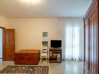 Apartment Arrone Features 31