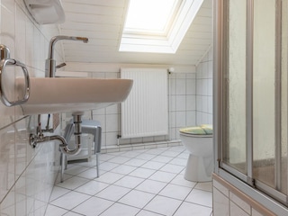 Ferienhaus Carolinensiel Badezimmer 14