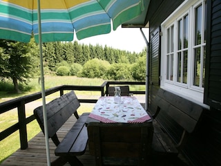 Chalet Robertville Outdoor Recording 5