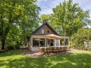 Parque de vacaciones Perfecta casa con mucha privacidad, rodeada de bosque - De Bult - image1