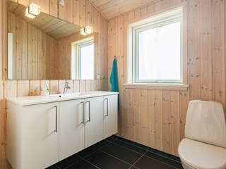 Ferienhaus Hou  15