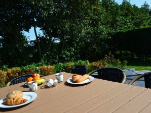 Vakantiehuis Fijne vakantiewoning direct aan de golfbaan op Ameland - Hollum - image1