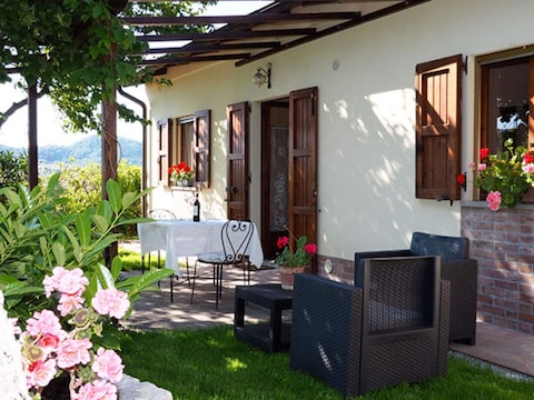 Boerderij Rustige boerderij in Umbrië