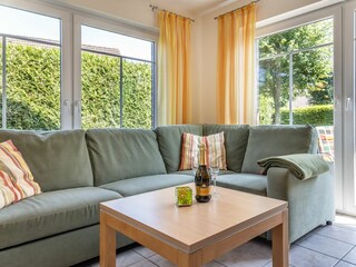 Holiday house Carolinensiel Living Room 8