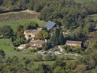 Vineyard with holiday apartment