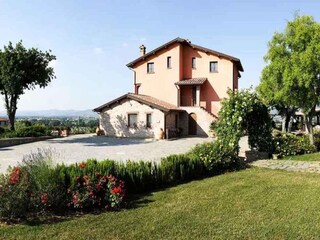 Holiday house Bettona Environment 29