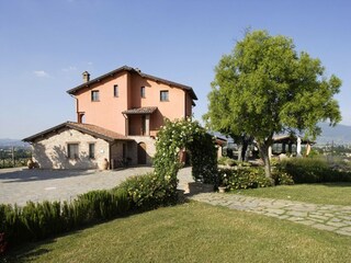 Holiday house Bettona Outdoor Recording 1