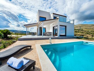 Villa Scopello Outdoor Recording 3