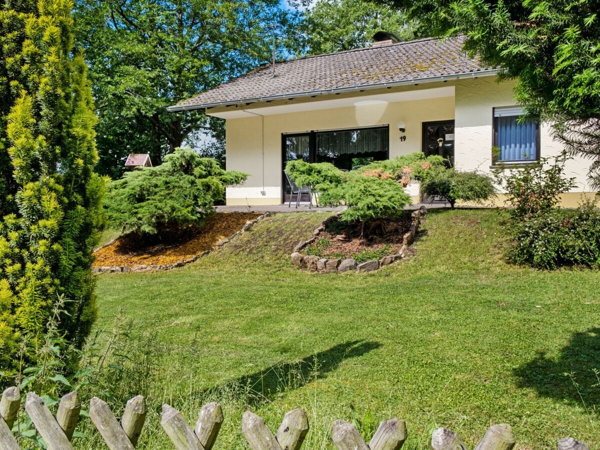 Bungalow Feusdorf Enregistrement extérieur 1