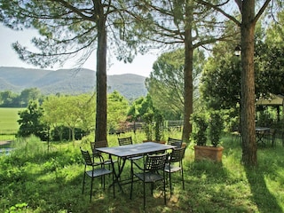 Appartement Mantignana Buitenaudio-opname 10