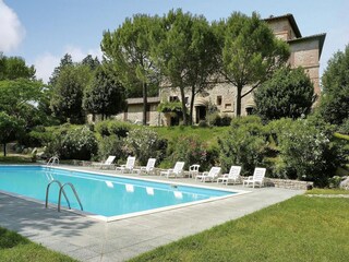 Appartement Mantignana Buitenaudio-opname 8