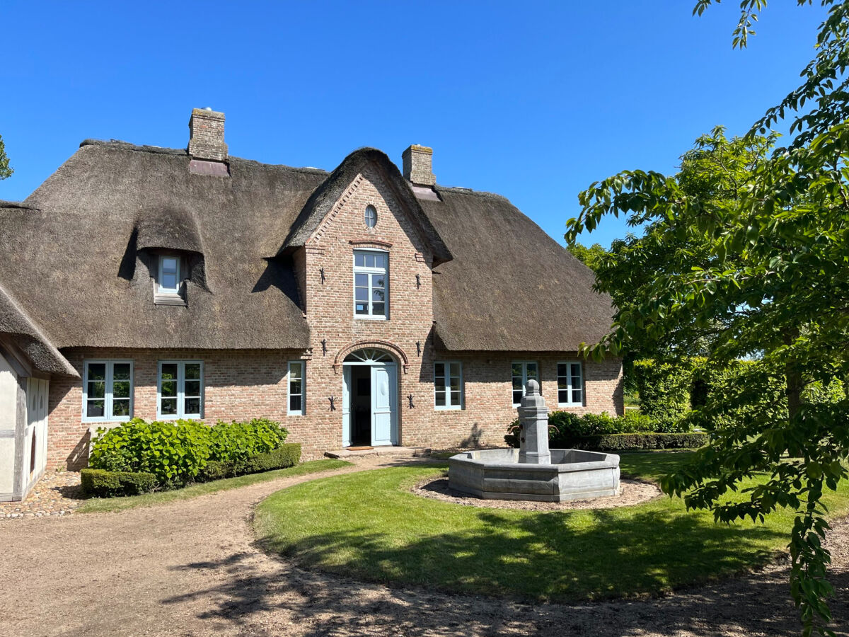 Cottage Oldsum auf Föhr Outdoor Recording 1