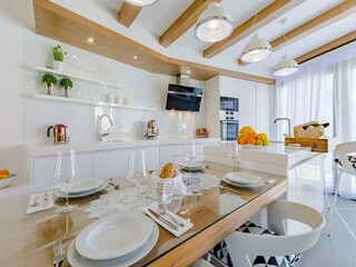 Villa Sutivan Features 27