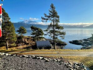 6 Personen Ferienhaus in hatlestrand-By Traum