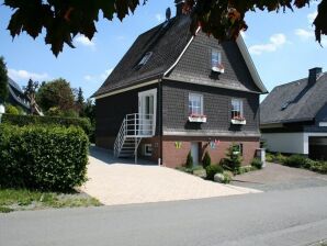 Kindvriendelijk vakantiehuis met tuin - Winterberg - image1