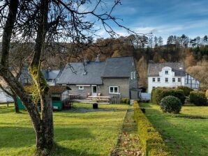 Holiday house Spacious holiday home near Winterberg - Olsberg - image1