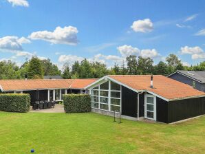 Vakantiehuis 14 persoons vakantie huis in Væggerløse-By Traum - Vaeggerlose - image1