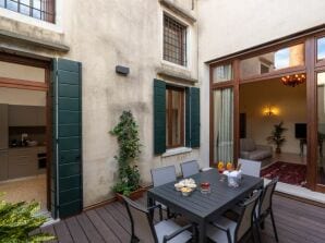 Vakantieappartement Palais Ca' Longo - Damas