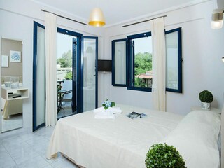 Holiday park Panormo Features 15