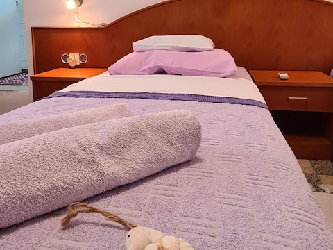 Appartement Rooms Milena - Double or Twin Room with Private Bathroom