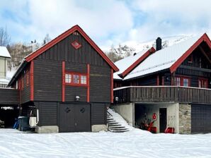 Holiday house 4 Personen Ferienhaus in skulestadmo - Voss - image1