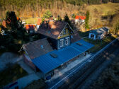 Bahnhof mit Bahnsteig