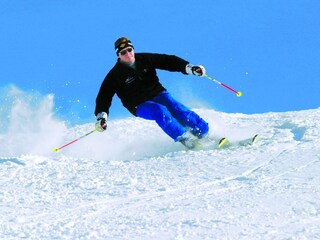 5 Skilifte laden zum Skifahren ein