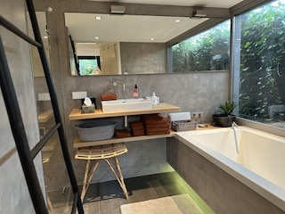 Badezimmer Erdgeschoß