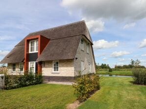 Vakantiepark Luxe villa met sauna en jacuzzi aan het Tjeukemeer - Delftstrahuizen - image1