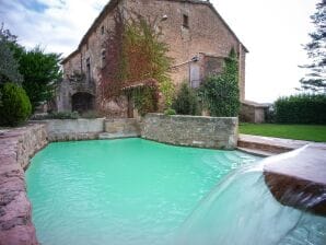 Casa rural Mansión vintage con piscina en Montmajor, España - Cardona - image1