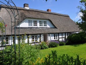 Ferienhaus Reetdachhaus Mühlenfeld an der Ostsee - Pommerby - image1