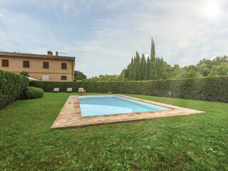 Villa Poggibonsi Buitenaudio-opname 6