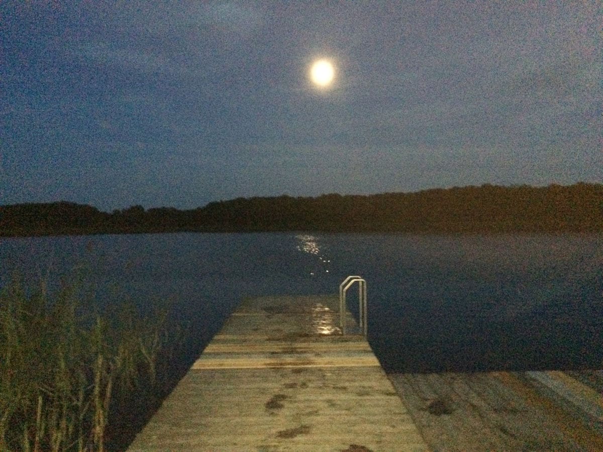 So badet es sich bei Vollmond