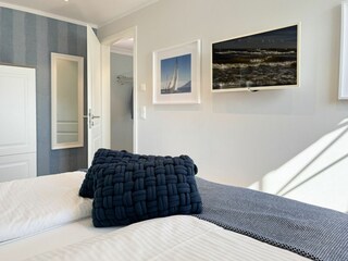 Schlafzimmer mit TV