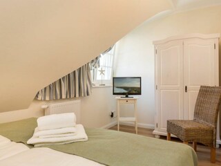 Schlafzimmer mit Boxspringbett