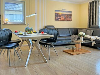 Wohn- und Essbereich