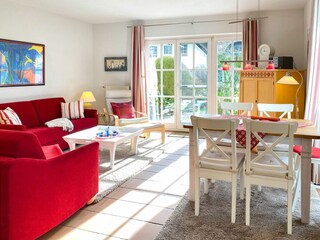 Wohnzimmer mit Terrasse