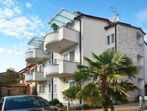 Holiday park Appartements Vaal in Rovinj, mit Balkon - Rovinj - image1