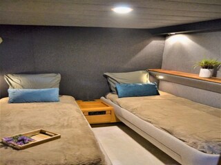 House boat La Rochelle Features 16
