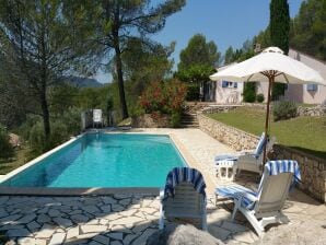 Villa moderne avec piscine à Salernes en France - Sillans-la-Cascade - image1