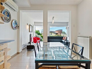 Villa Comerio Características 16