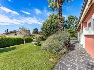Villa Comerio Buitenaudio-opname 12