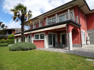Villa Comerio Buitenaudio-opname 1