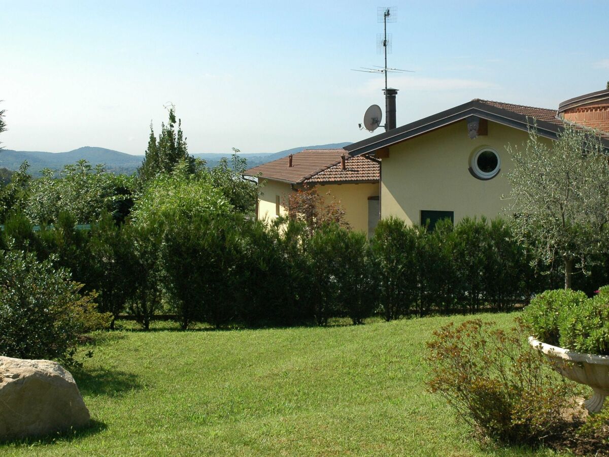 Villa Varese Enregistrement extérieur 1