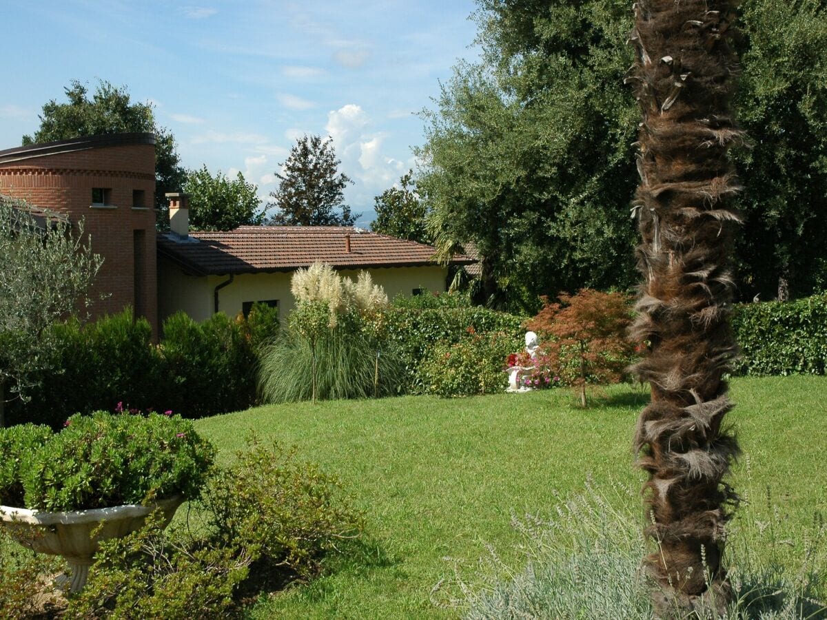 Villa Varese Außenaufnahme 10