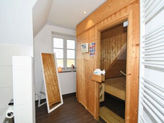 Duschbad mit Sauna OG