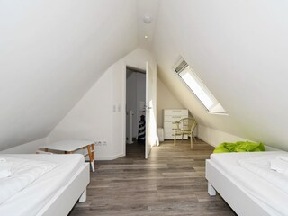 Schlafzimmer 3 DG