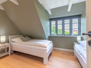 Das Schlafzimmer( 90x200 ) ...