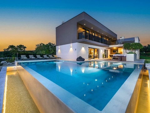 Villa Memory - Luxusvilla mit atemberaubendem Meerblick
