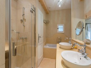 Holiday house Sillans-la-Cascade Features 23